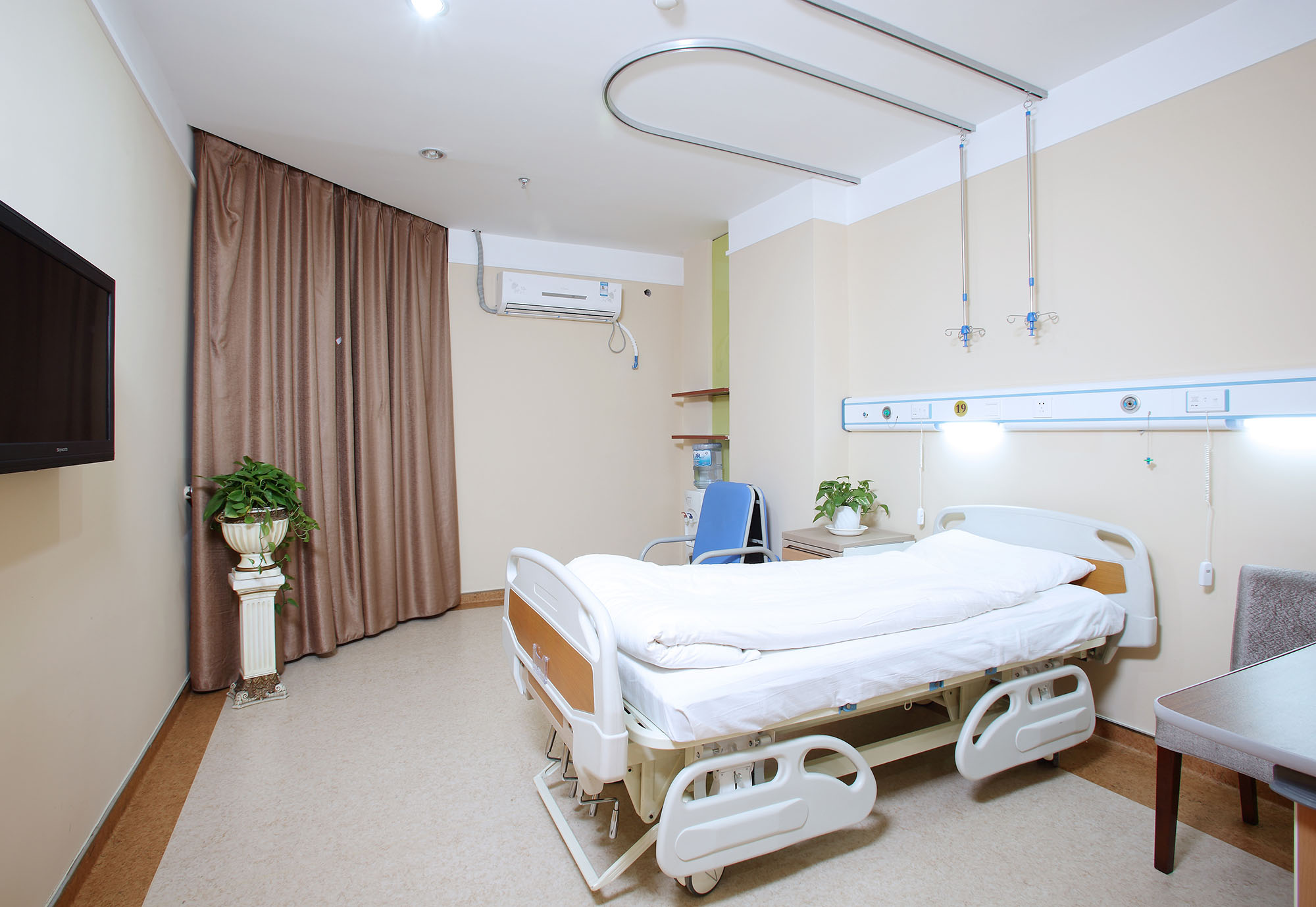 1744165696b0f1f6 1744165696b0f1f6